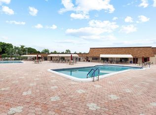20 Abbey Ln APT 102, Delray Beach, FL 33446