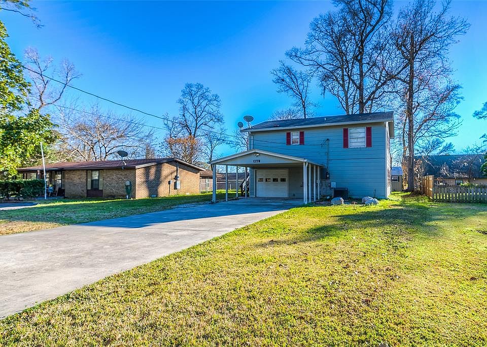1st image of 400 Shorthorn Dr