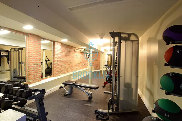 Rented by null | media 23