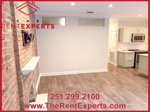 360 Dauphin St, Mobile, AL