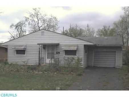 1629 Moler Rd photo 1