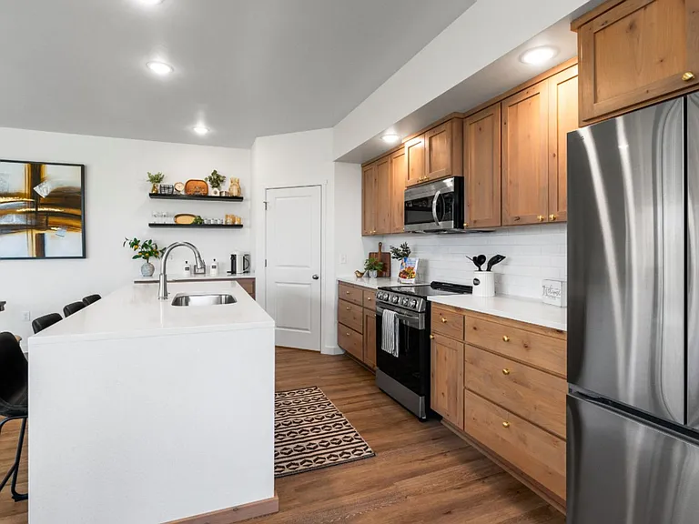 603 Mira Way #A — Photo 6
