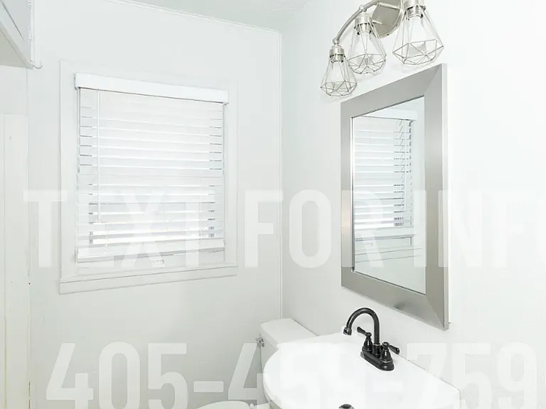 1685 W Jones Ave — Photo 14
