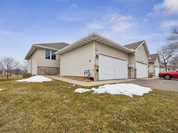 5510 Nathan Ln N APT 1, Plymouth, MN 55442