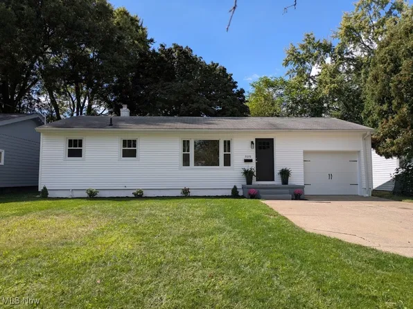 2626 Monterey St, Wooster, OH 44691