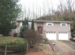 1217 Osage Ct, Ironton, OH 45638