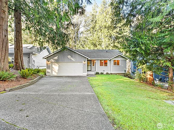 2nd image of 74 N Point Drive