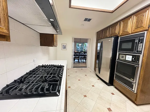 10308 Almayo Ave #II — Photo 4