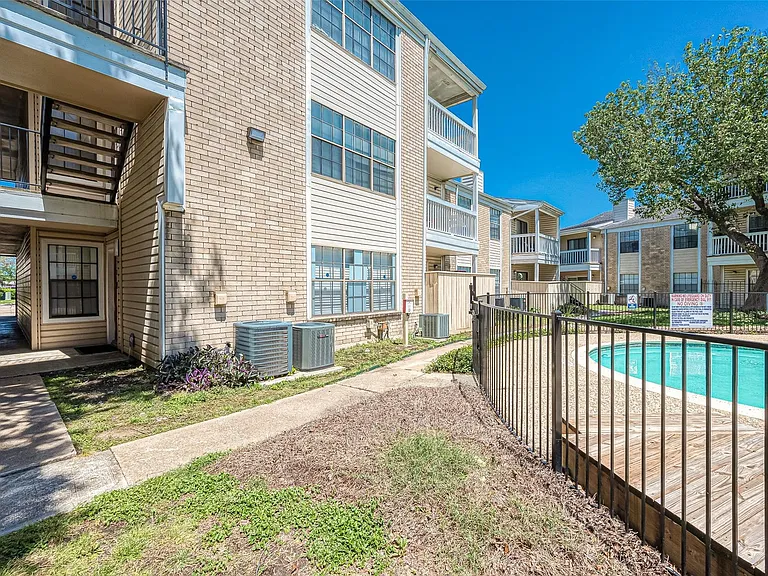 2750 Holly Hall St #1707 — Photo 21