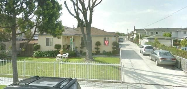 1st image of 8520 Cedar St #B