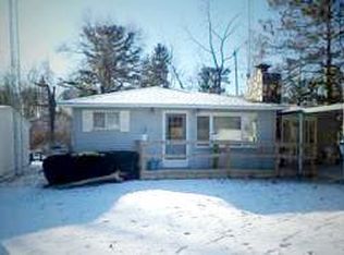 6356 Sunnyside Dr, Deckerville, MI 48427