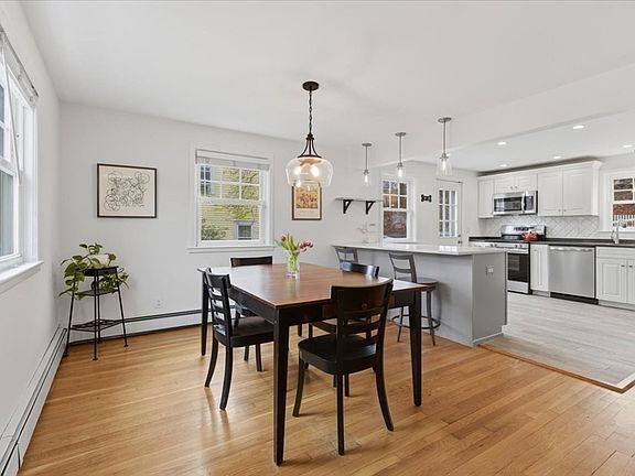 2nd image of 7 Pleasantdale Rd