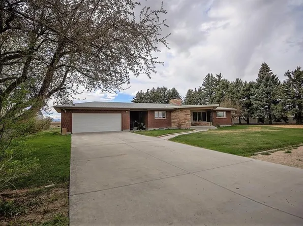 834 Road 9 1/2, Powell, WY 82435
