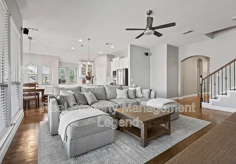 1451 Cedar Hollow Dr — Photo 15