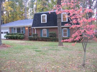 1025 Sturdivant Dr, Cary, NC 27511