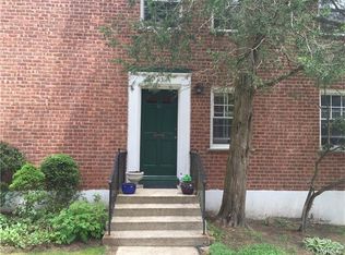 174 Pinewood Rd APT 63, Hartsdale, NY 10530