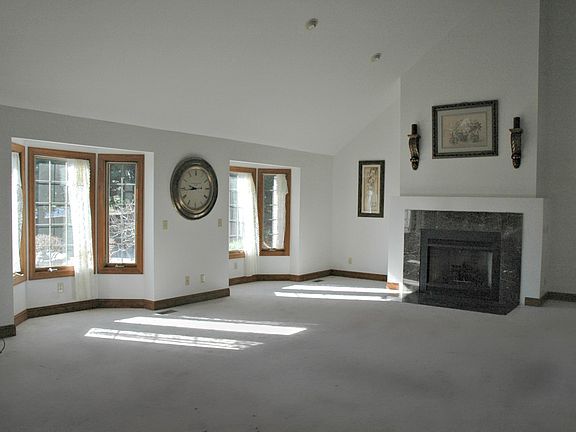 4th image of 1404 Windemere Ln