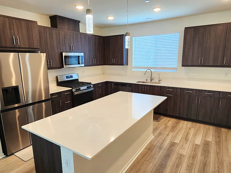 5495 Seacliff Pl #117 — Photo 8