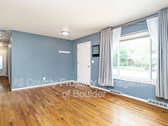 5th image of 1210 Aikins Way