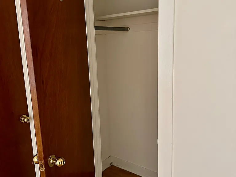 6631 N Glenwood Ave #2N — Photo 5