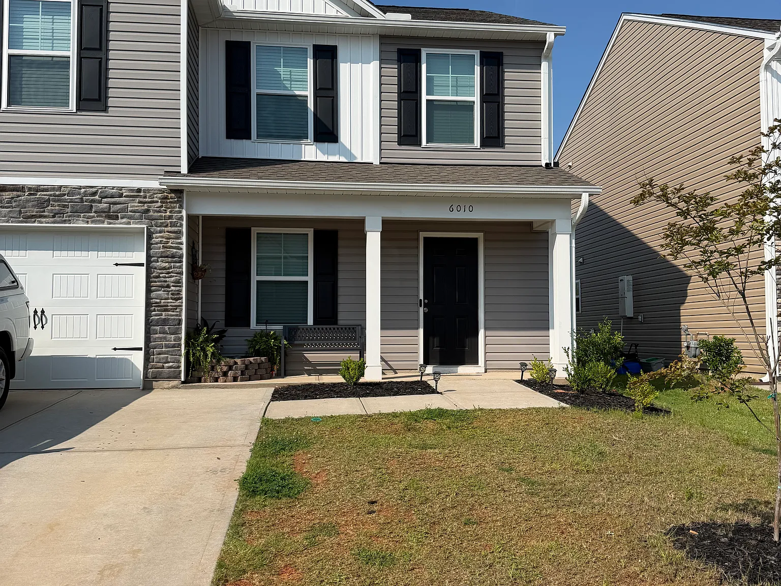 3 bed, 1686 sqft, $2,100 — Photo 3