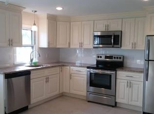 10 Webster Ave, Harrison, NY 10528
