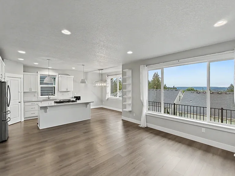 17555 SW Sunview Ln — Photo 6