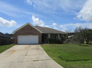 665 Spring Branch Dr, Slidell, LA 70460