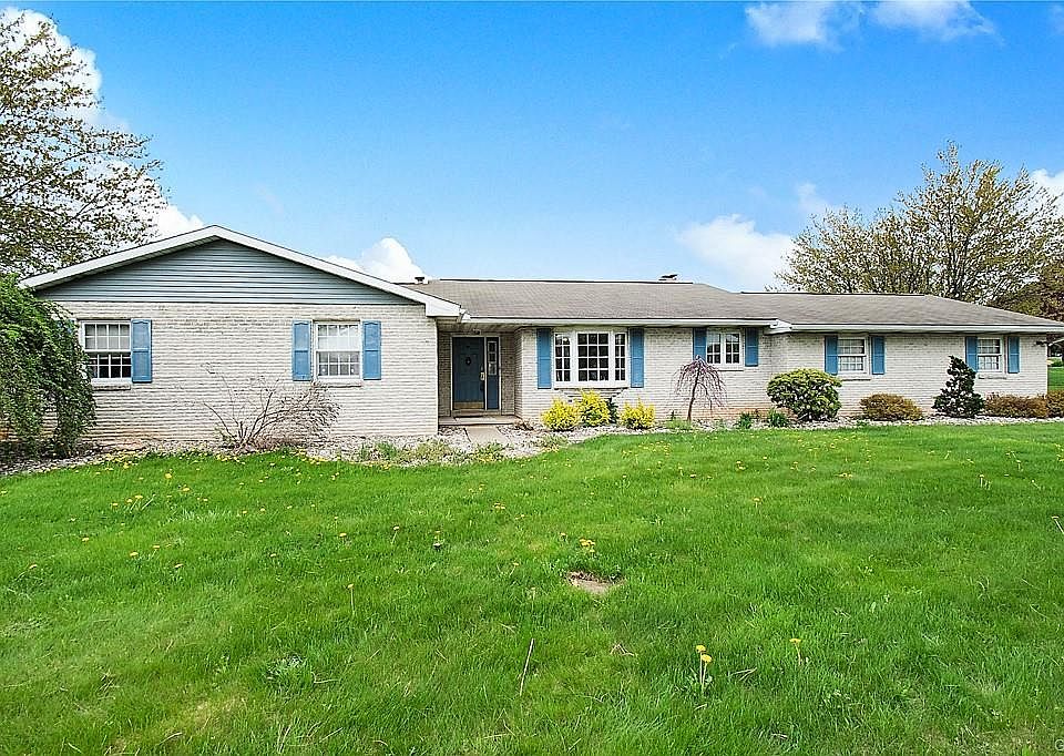 1st image of 3963 Crestwood Dr