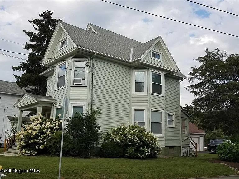 94 Tubby St — Photo 3