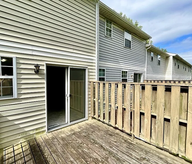 444 Tanglewood Ln — Photo 48