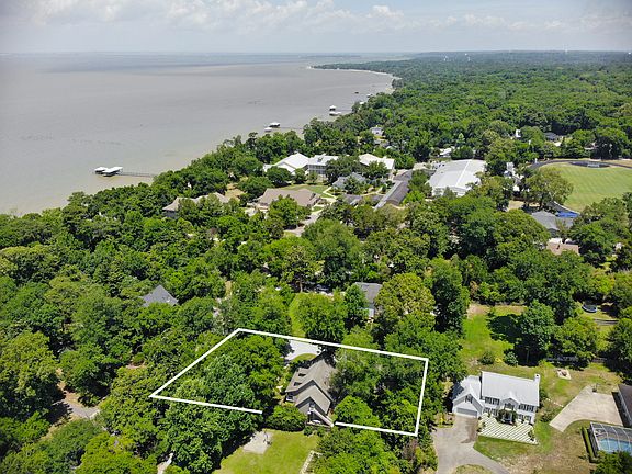 Mobile Bay & Bayside Academy