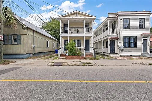 Building Photo - 138 Line St #2
