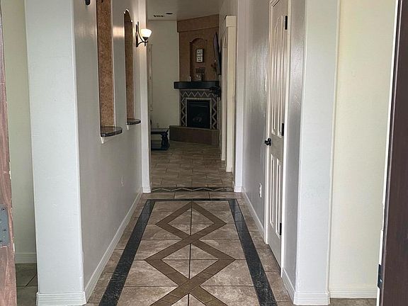 2nd image of 3563 Sierra Bonita Ave
