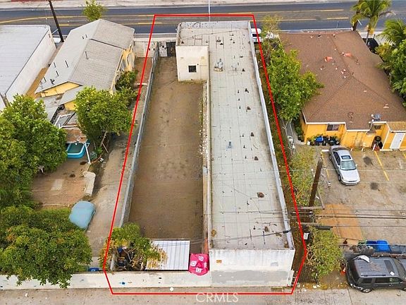 4th image of 8706 Avalon Blvd