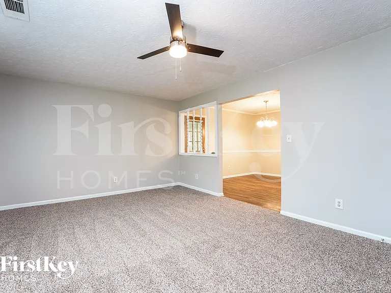 1408 Meadowind Ct SW — Photo 3