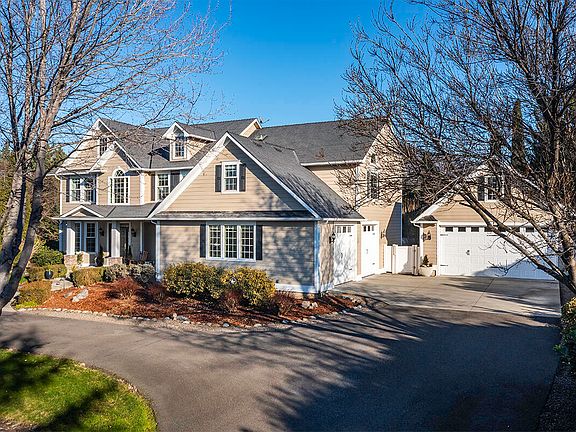 2nd image of 3343 Lone Pine Rd