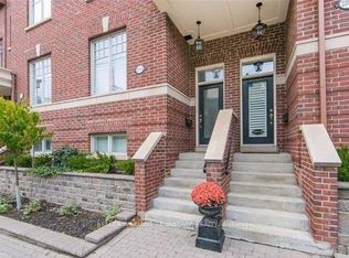 2294A Queen St E, Toronto, ON M4E1G6