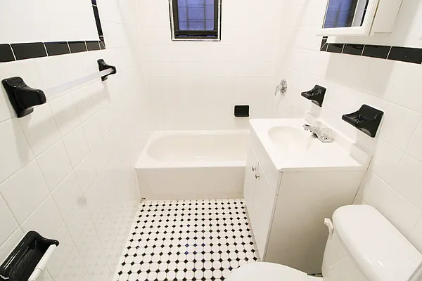 Rented by Voro New York | media 22