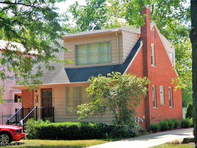 690 E Lincoln Ave, Birmingham, MI, 48009