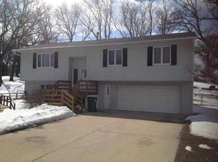 106 5th St, Evansdale, IA 50707