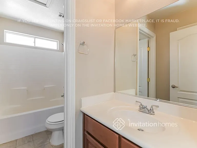 9409 Illipah Creek St — Photo 15