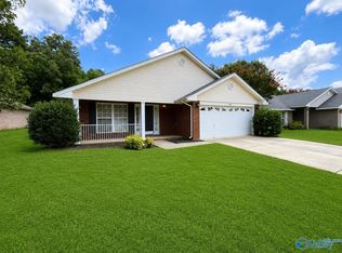 106 Tallmadge Ct SW, Huntsville, AL 35824