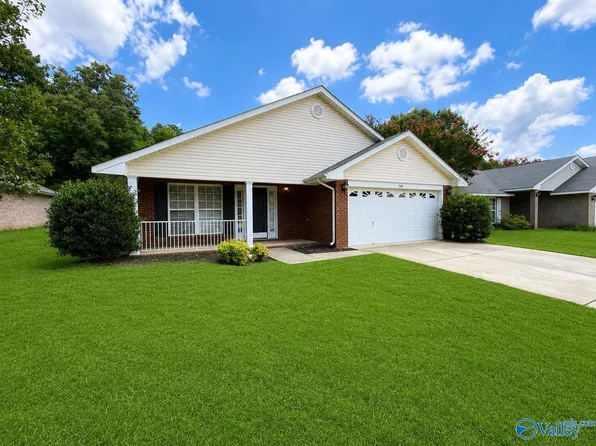106 Tallmadge Ct SW, Huntsville, AL 35824