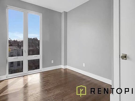 4th image of 276 Nostrand Ave #3E