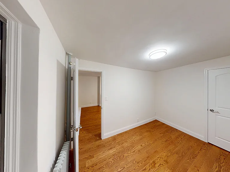 635 2nd Ave #4R — Photo 12