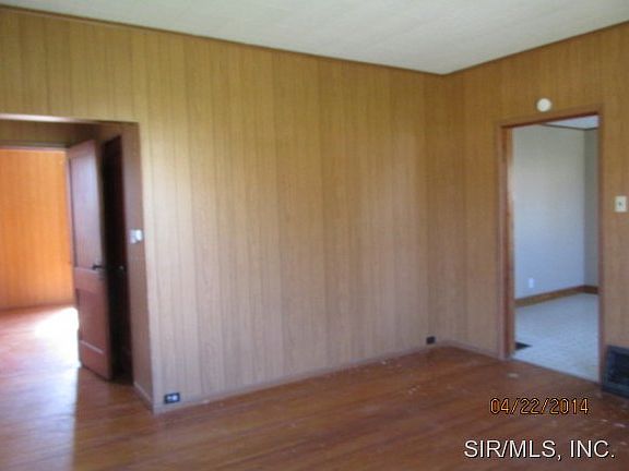 5th image of 114 W 4th South St