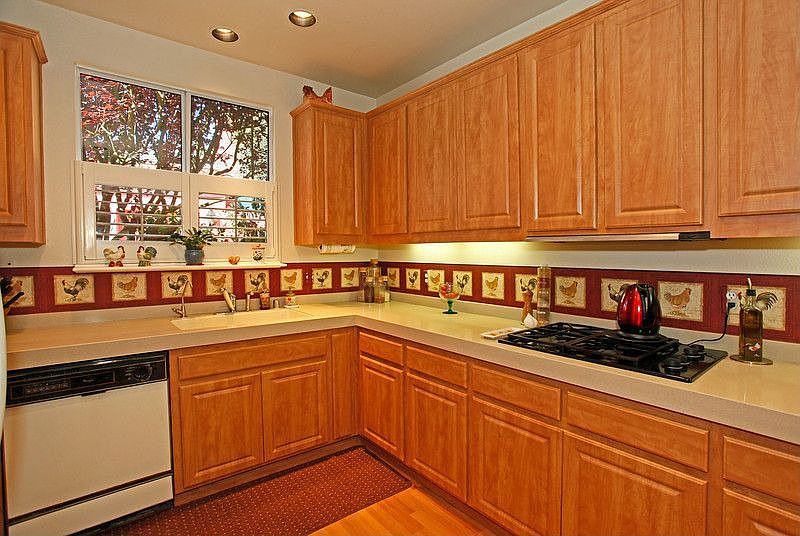 Kitchen at Las Positas