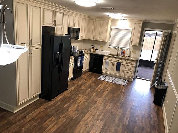 2nd image of 1572 Pine Forest Dr