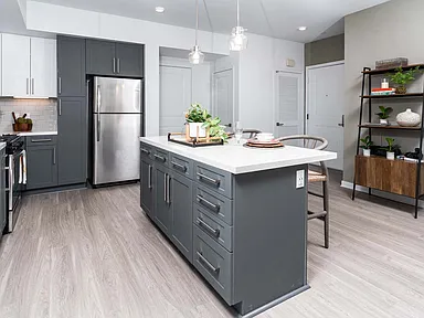 The Monterey Corona Apartments - Rooftop Terrace